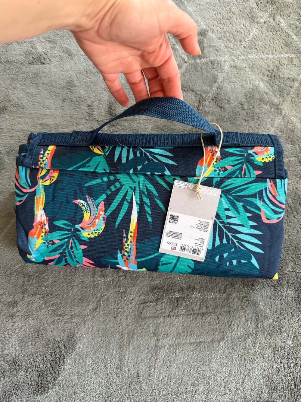 Mountain Warehouse Tropical Picnic Blanket – New With Tags